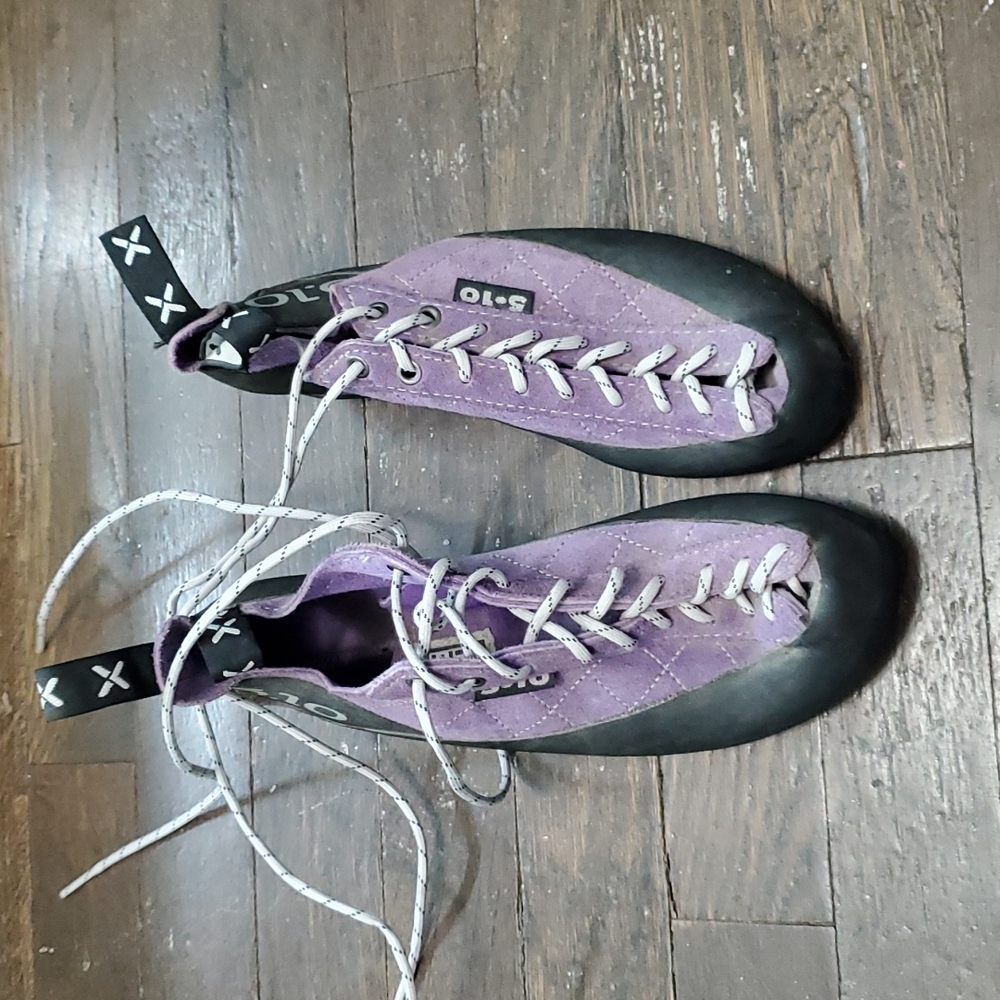 Climbing shoes
